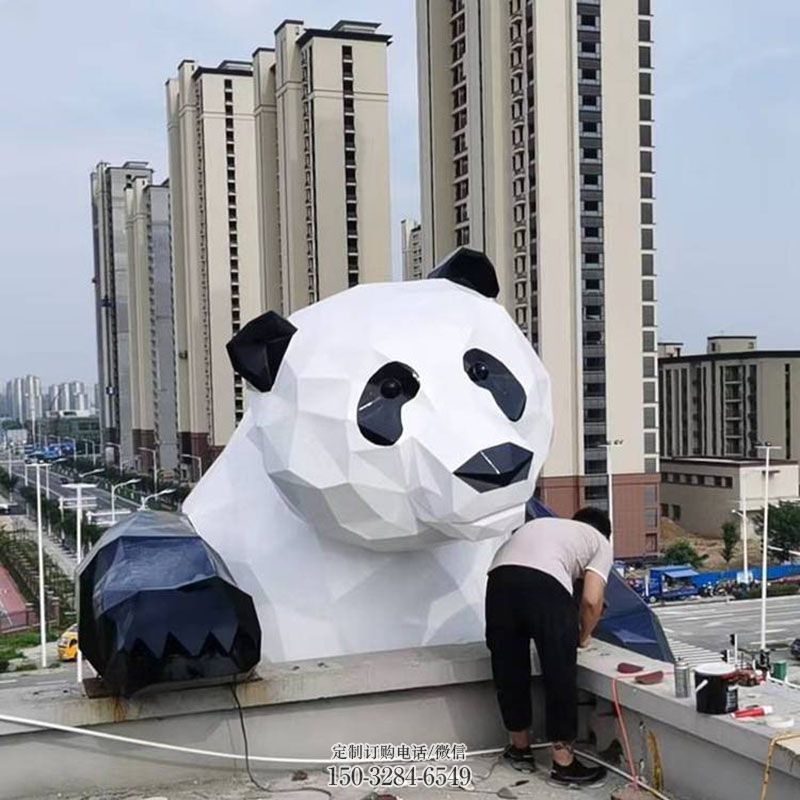 金属抽象切面熊猫雕塑生产商