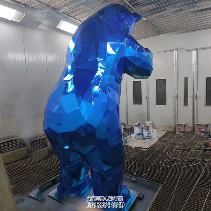小熊雕塑底座制作