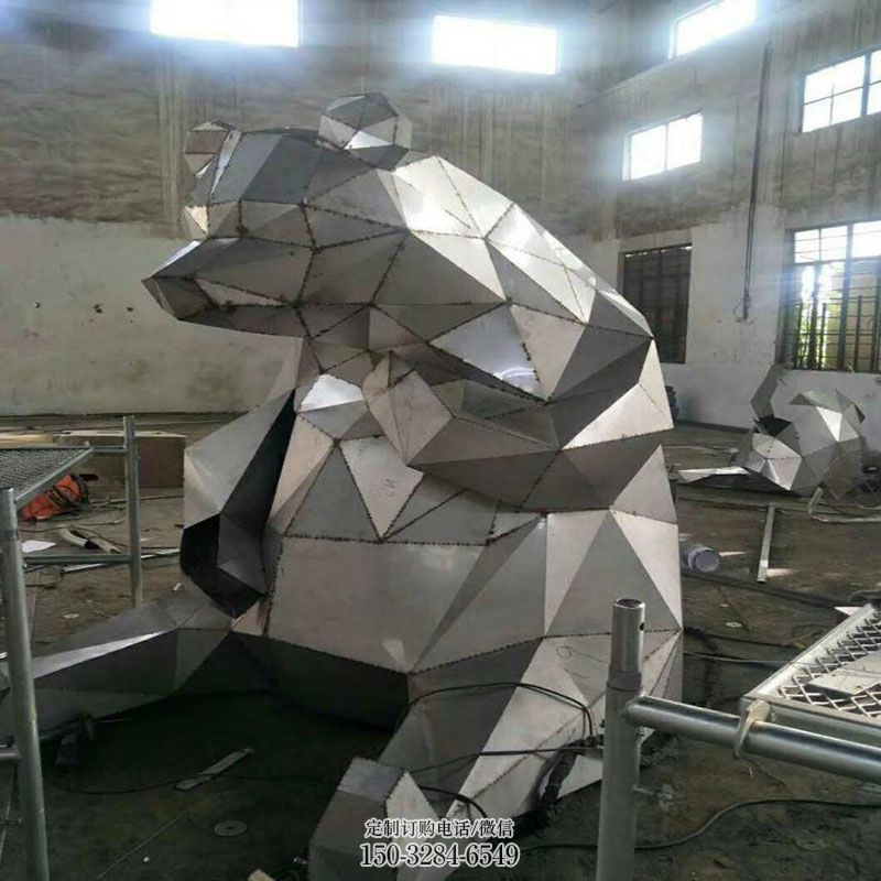 彩绘景观大熊雕塑制作厂家
