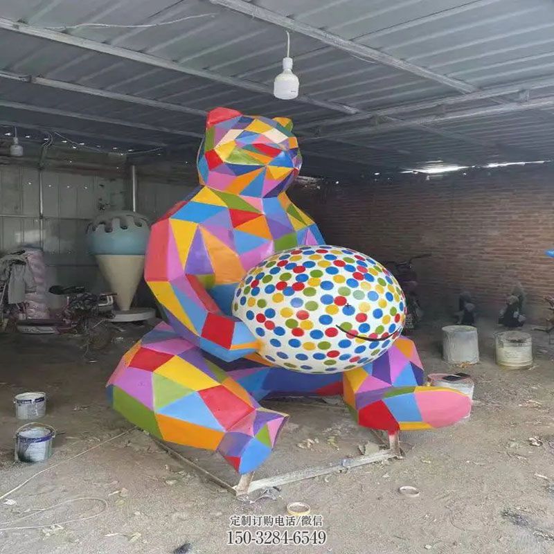 抽象熊雕塑底座制作